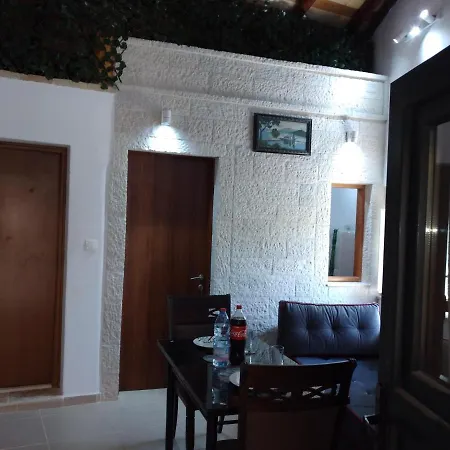 Country-Bumpkin'S House Villa Karyotikon Exterior photo