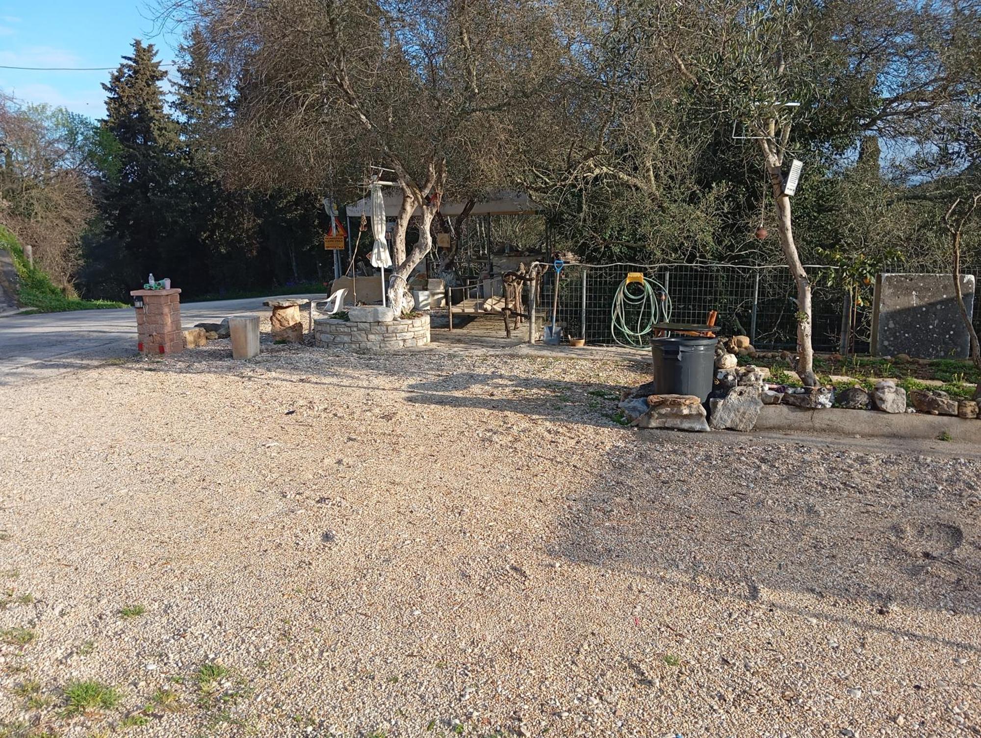 Country-bumpkin's House *